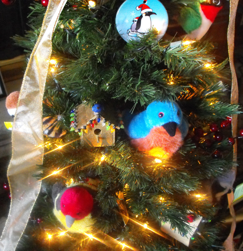 Christmas Tree with Bird Ornaments Christmas Tree with Bird Ornaments